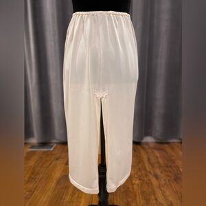 Vintage beige nylon half slip skirt